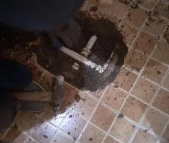 盐山卫生间漏水维修公司为您分享下卫生间渗水如何处理及注意事项